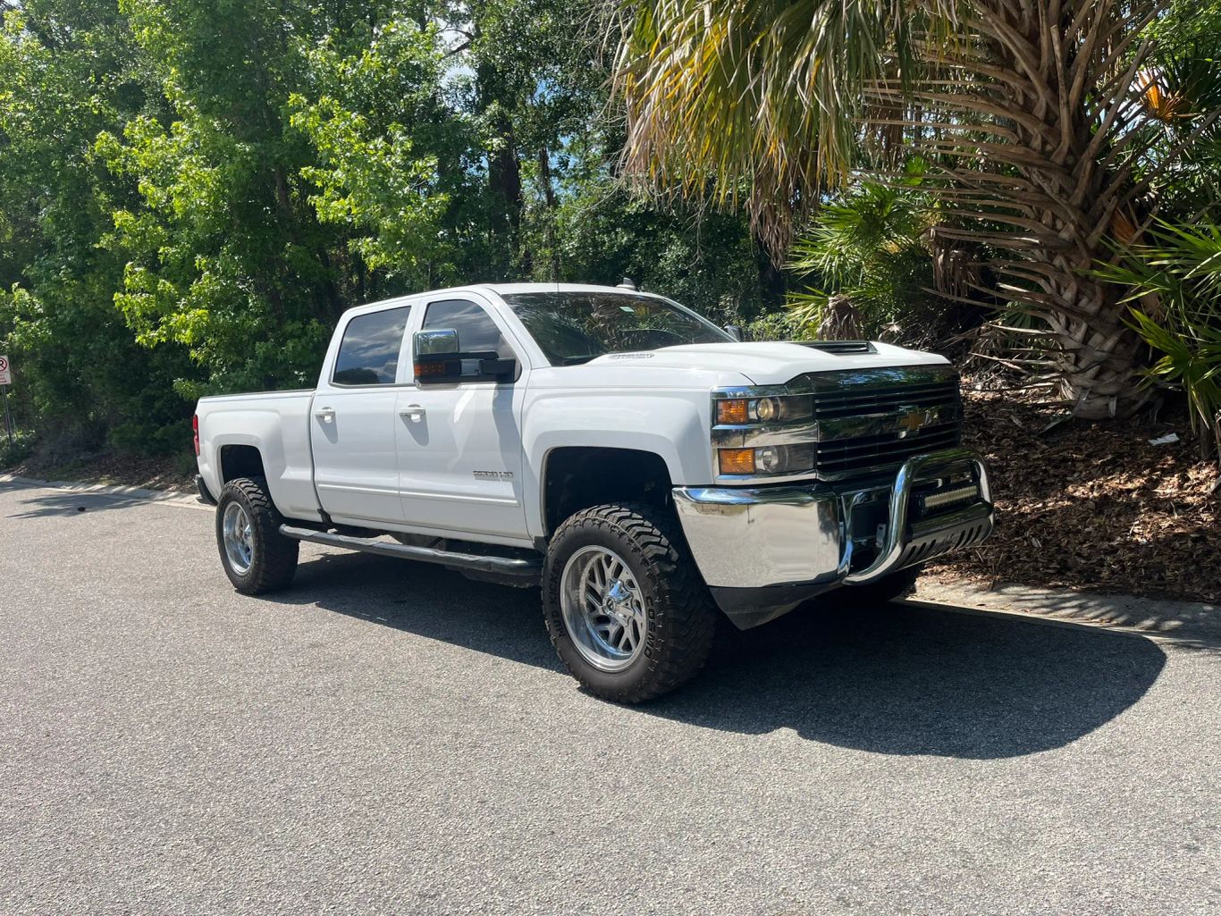 chevrolet silverado 2500hd 2017 1GC1KVEY1HF183153 image chevrolet silverado 2500hd 2017 1GC1KVEY1HF183153 image